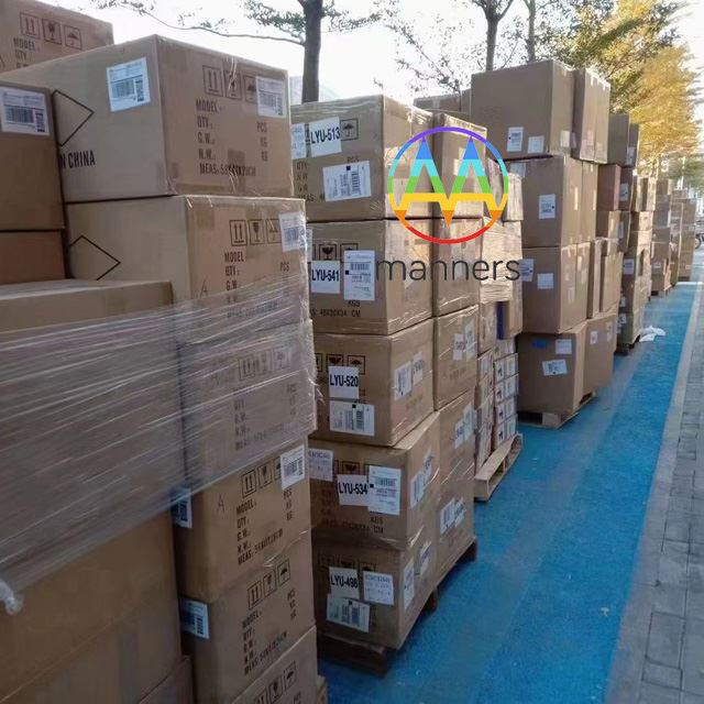 Lòd Kliyan Pari yo pou 50,000 pcs zegwi epinyè koutim yo te pwodwi, epi macha...